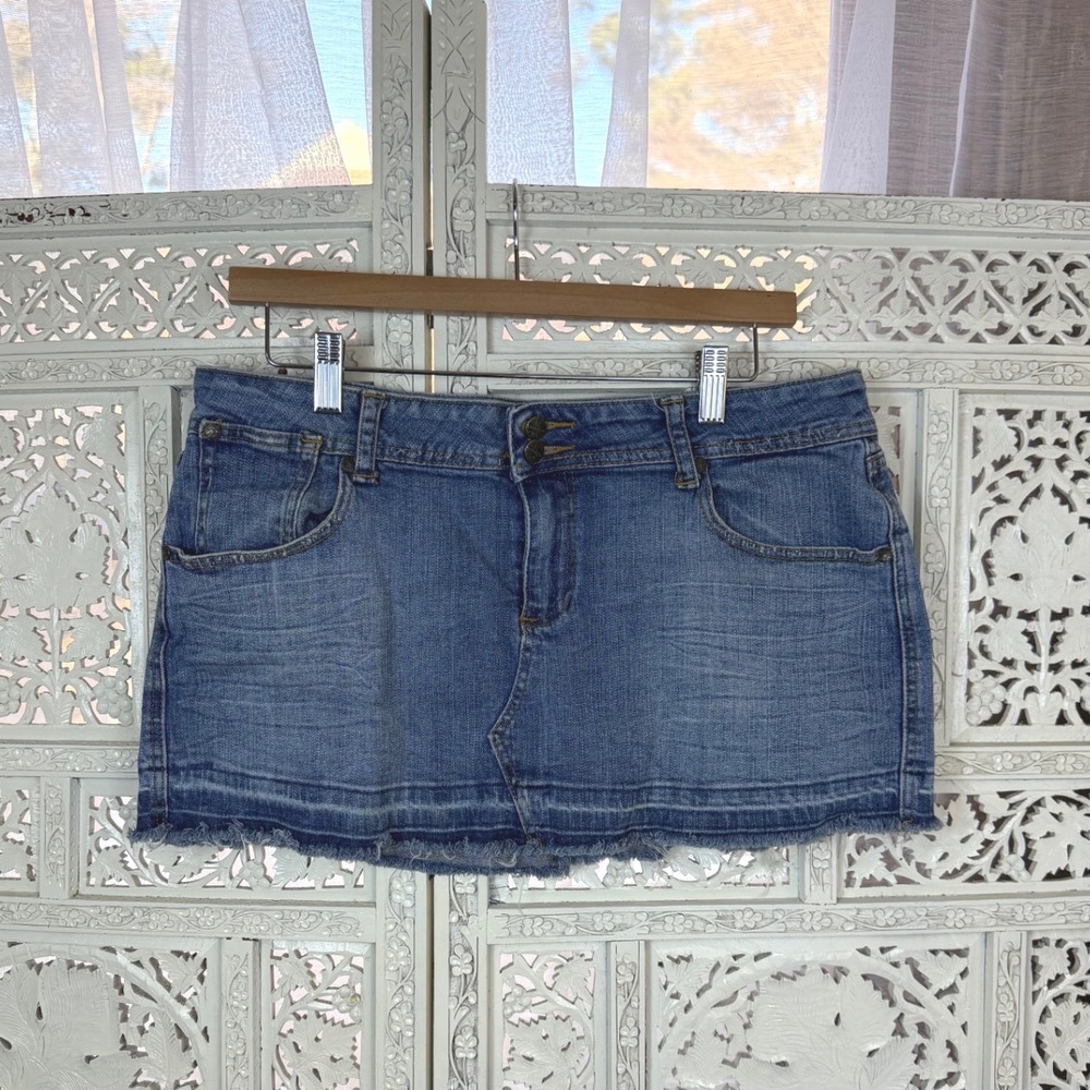 Younique Y2K Blue Denim Micro Mini Skirt‎ Sz 15 Cargo Grunge Distressed